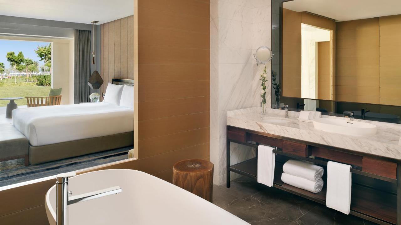 Resort Intercontinental Khaimah Mina Al Arab & By Ihg 5*